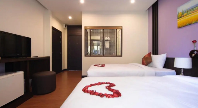 Семейный номер Standard Tara Place Hotel Bangkok