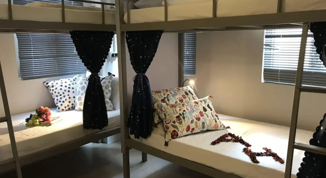 Apple Hotel (Sai Ying Pun), Prenota Hotel Sai Ying Pun Hong Kong, vicino a Stazione metro HKU
