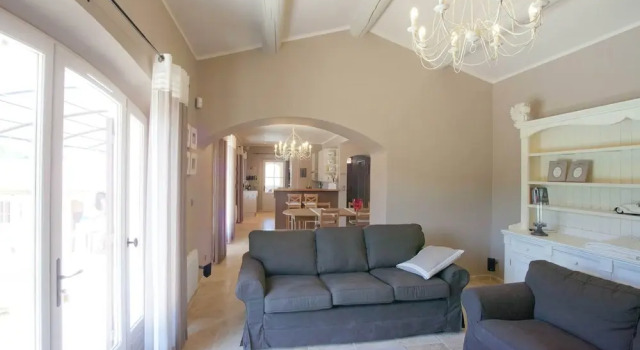 Villa in Provence with Infinity Pool, Book Villa Hotels in Haute-Garonne with a Pool, Swimming Pool