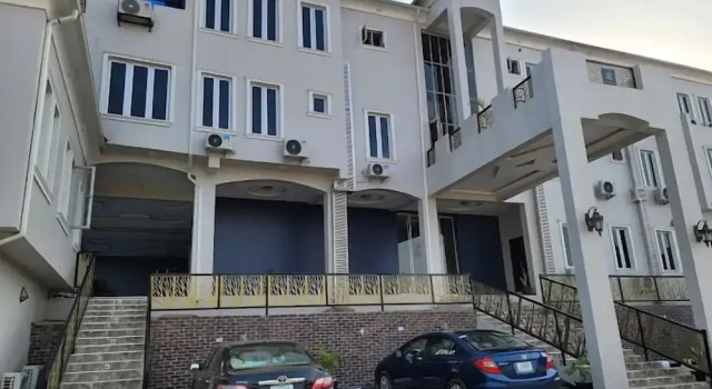 Camas Hotel and Suites, Book Hotel Hotels in Ogun with Parking, Parking
