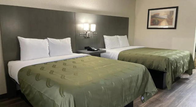 Dreamland Inn, Boek Mini-hotel Hotels in Missouri met zwembad, Zwembad