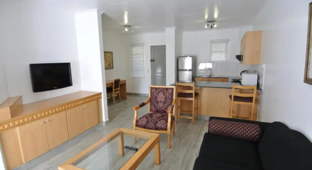Номер Executive Airport Inn and Suites