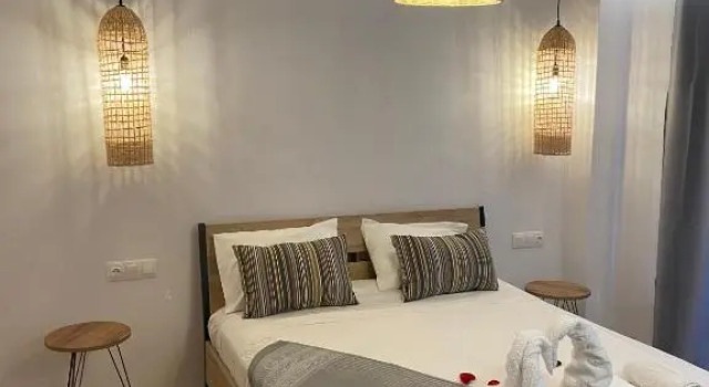 Manos Pension, Забронировать Отель Отели Фалираков 3 звезды, 3*