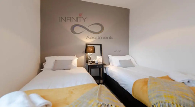 Liverpool Harrow Road Sleeps 6- Infinity Apartment, Varaa Huoneisto Asunnot kohteessa Merseyside, Huoneisto
