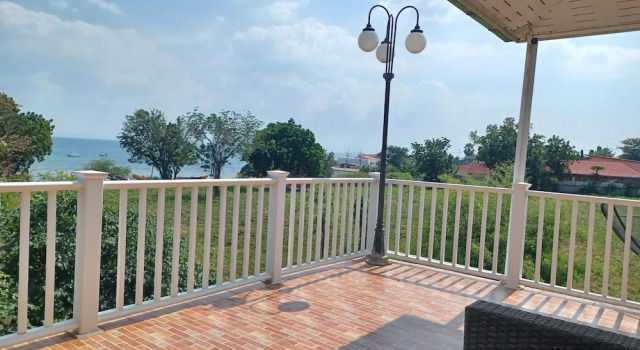 Номер Comfort Koh Larn Riviera