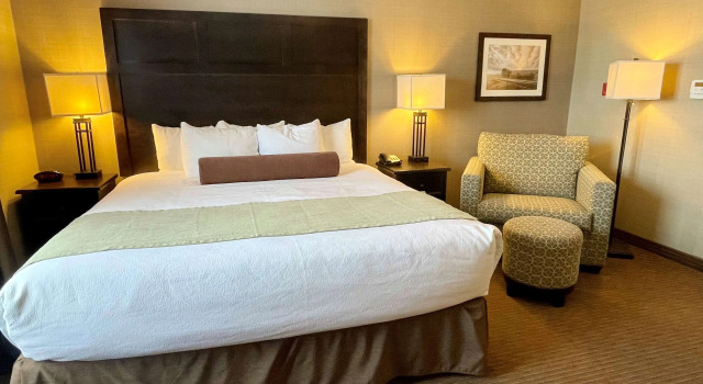Двухместный номер Standard Best Western Plus Okotoks Inn & Suites