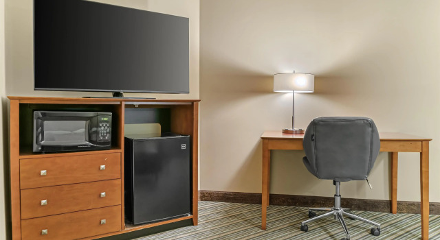 Двухместный люкс с 2 комнатами Best Western Plus Traverse City