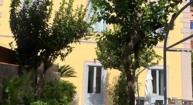 Palazzo Bonaventura 1906, Book Bed and Breakfast SPA-hoteller i Forio d'Ischia, SPA