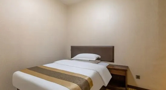 Люкс Deluxe Tang Golf Garden Hotel (Yunjing Road, Kunming Economic Development Zone)