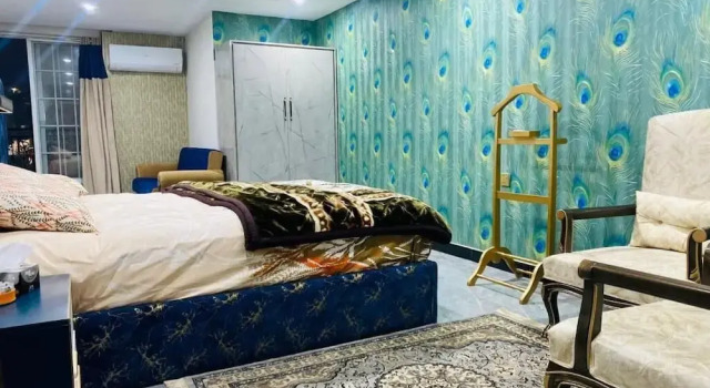 Azam Guest House, Book Guesthouse Hotels in Islamabad with Parking, Parking