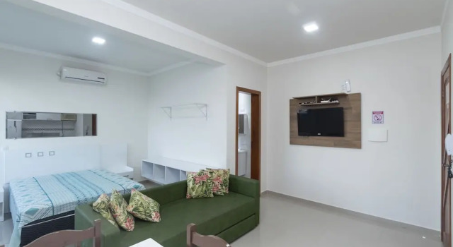 Apartamento Studio - 303 - 17, Забронировать Апартаменты/квартира Бомбиньяс Санта-Катарина