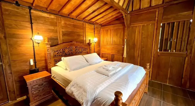 Номер Luxury Nglaras Resort Yogyakarta