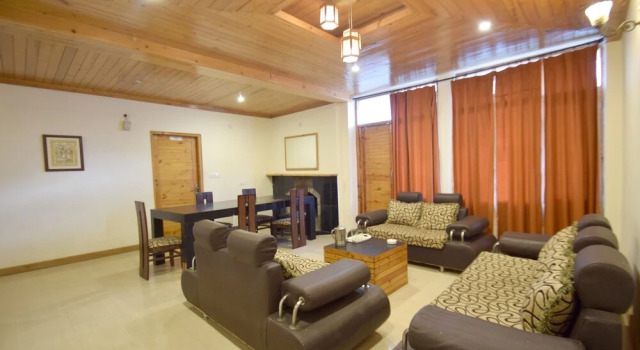 OYO 10636 Hotel The Himalayan Bliss