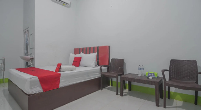 RedDoorz near RS Harapan Bersama, Prenota Hotel Hotel a Kalimantan con parcheggio, Parcheggio