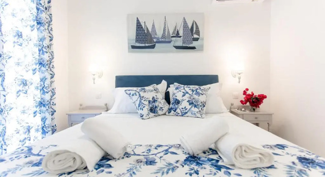 oliva e mare luxury suite, Забронировать Отель Отели периферии Ионических островов с парковкой, Парковка