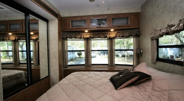 Номер Standard с 2 комнатами Homosassa River RV Resort