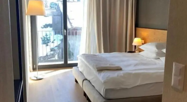 Люкс c 1 комнатой с балконом и с видом на сад Hotel de l’Ours Preles