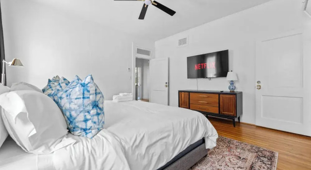 Stylish 3BR Retreat w Porch and garden, Prenota Casa vacanze Columbus Georgia