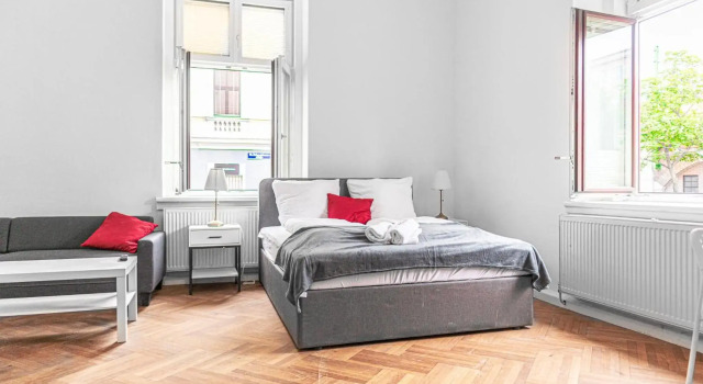 Joyful Apartments at Superb Location near AKH Hospital, Prenota Appartamento 18. Währing Vienna