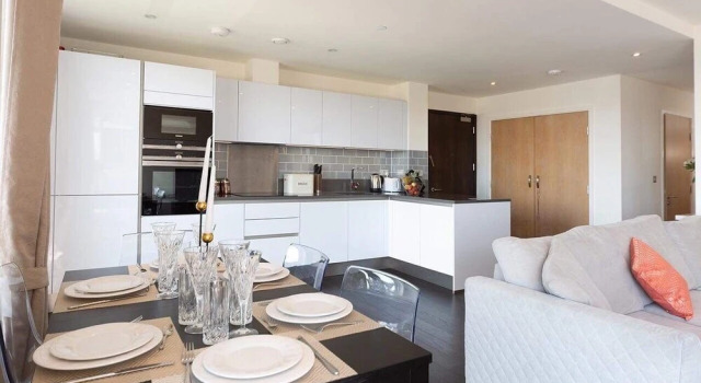 Modern Two Bedroom Two Bathroom Flat, Забронировать Отель Отели Англии 3 звезды, 3*