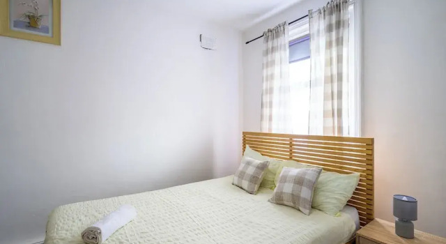 Коттедж Seaside - House - Sleeps 10 - Parking - Garden