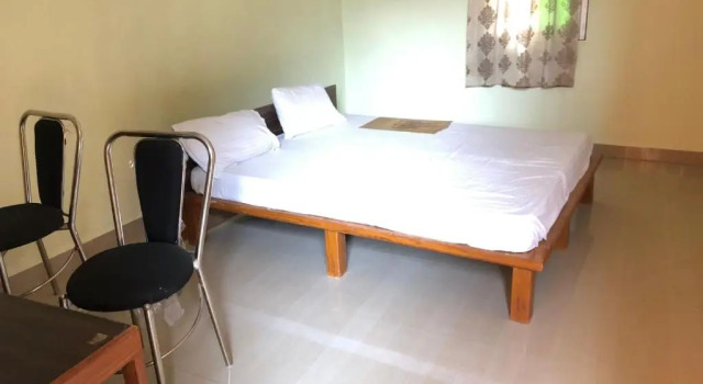 Anand Dham Guest House By Wb Inn, Забронировать Гостевой дом Читракут штат Уттар-Прадеш