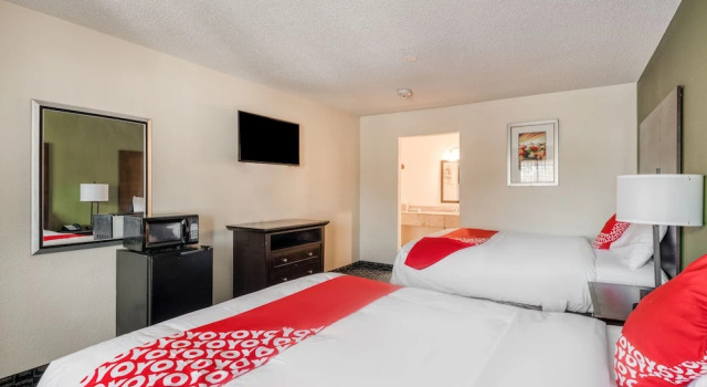 Четырёхместный номер Premium OYO Hotel Rosenberg TX I-69