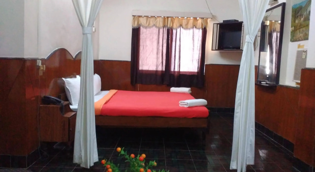 Hotel Diamond, Rezervovat Hotel Hotely v Gujarat s parkováním, Parkování
