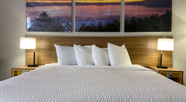 Двухместный номер Standard Days Inn by Wyndham Rawlins