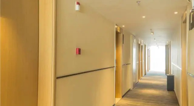 City Comfort Inn Nanning Xiangsi Lake, Rezerwuj Hotel Hotele w Nanning z parkingiem, Parking