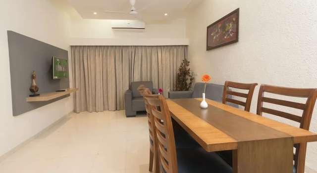 Люкс Premium с балконом 7 Apple Resort Lonavala