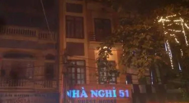 51 GuestHouse - 1st Branch