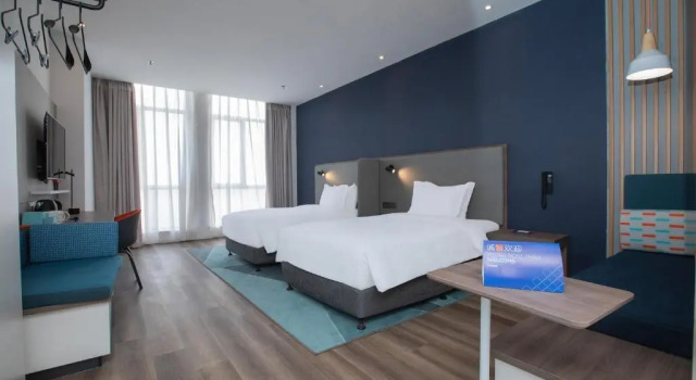 Двухместный номер Superior Holiday Inn Express Shangqiu Ancient Town