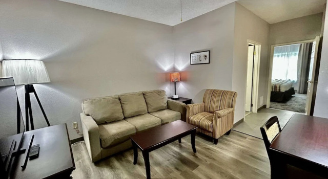 Люкс c 1 комнатой Country Inn & Suites by Radisson, Columbus, GA