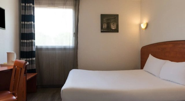 The Originals City, Hôtel La Belle Étape, Brignoles, Book Hotel Hoteller i Green Provence med pool, Swimmingpool