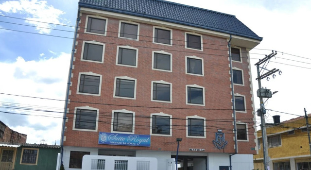 Suites Royal Alojamiento