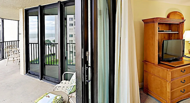 New Listing! All-suite Beach Getaway W/ Pool 2 Bedroom Condo, Забронировать Апартаменты/квартира Форт-Майерс-Бич Fort Myers Area