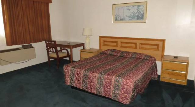 Jet Inn