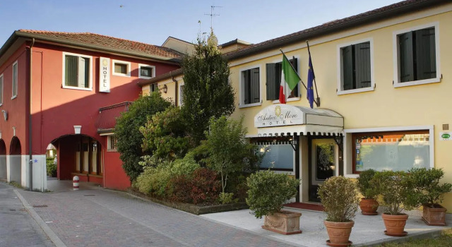 Трёхместный номер Standard Hotel Antico Moro