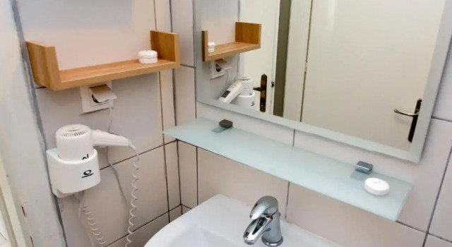 Номер Economy Costa Hotel
