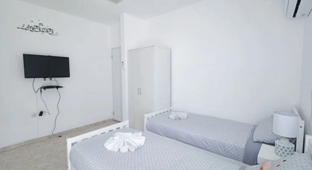 Habitación doble Estándar con balcón y con vista a la montaña Palma Diving Resort - Hostel