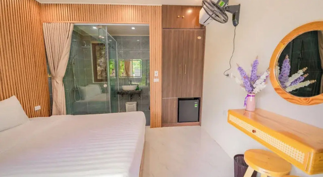 Двухместный номер Deluxe с балконом и с видом на реку Trang An Heritage Garden