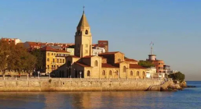 Номер Standard Pensión Vegadeo GIJÓN