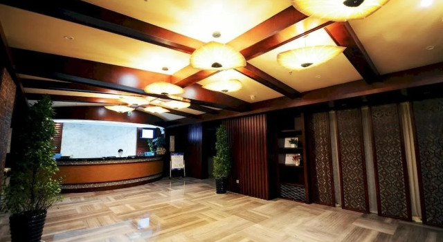 One Meter Sunshine Boutique Hotel-xichang, Varaa Boutique-hotelli Hotellit Sichuan pysäköinnillä, Pysäköinti