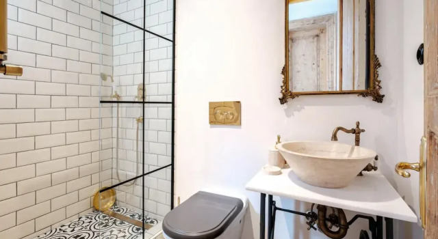 Апартаменты Flat With Balcony 8 min to Istiklal Avenue