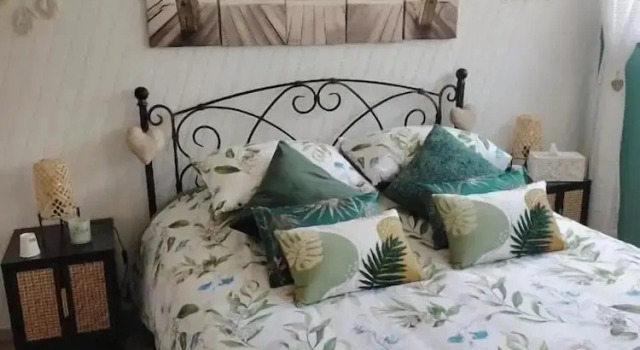 Chez Fabiola et Alain, Prenota Bed & breakfast Signy-le-Petit 