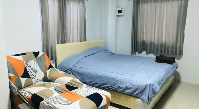 M2M Room, Забронировать Отель Банбынг провинция Чонбури