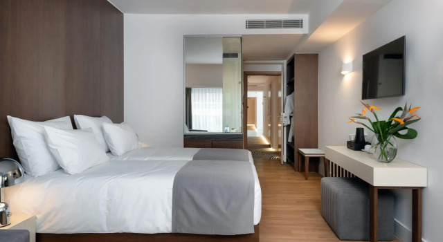Elia Ermou Athens Hotel