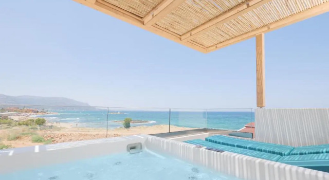 Люкс с видом на море Pyrgos Blue