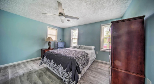 Коттедж Spacious Geneva House < .5 Mi to The Strip!